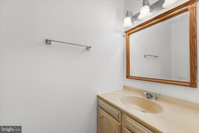 Building Photo - 6911 Cipriano Woods Ct