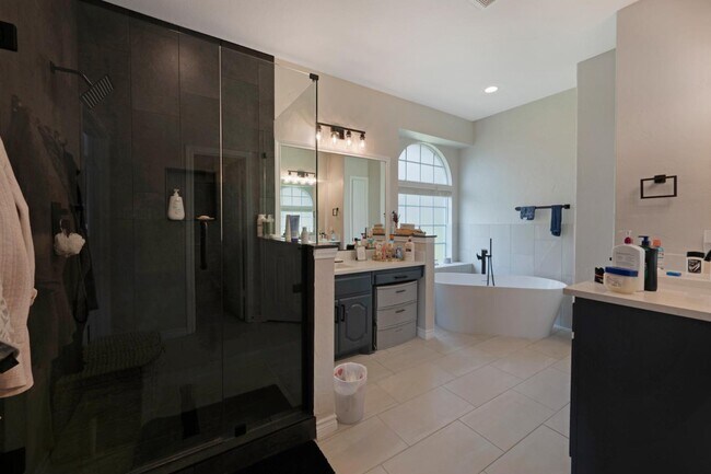 Building Photo - 4816 King Harbor Ct