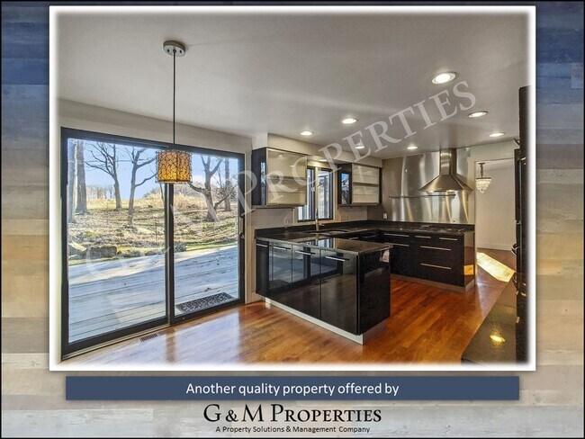 Building Photo - Rarely Available 4-Bedroom House - in Pitt...