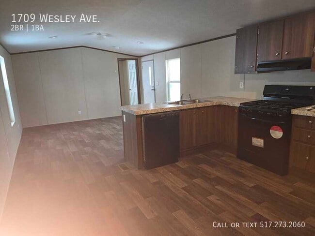 Building Photo - 1709 Wesley Ave