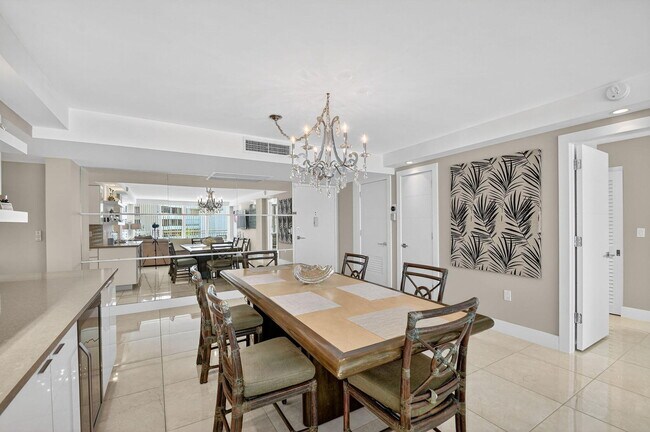 Building Photo - 3546 S Ocean Blvd