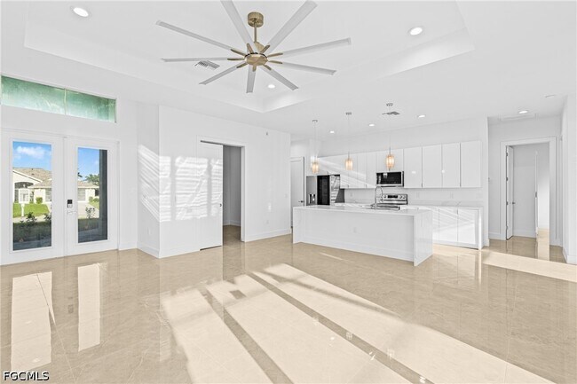 Building Photo - 821 NW 37th Pl