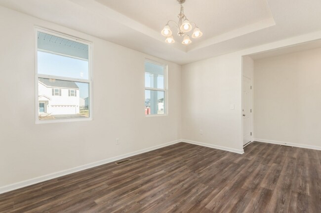 Building Photo - 317 Raccoon Ave