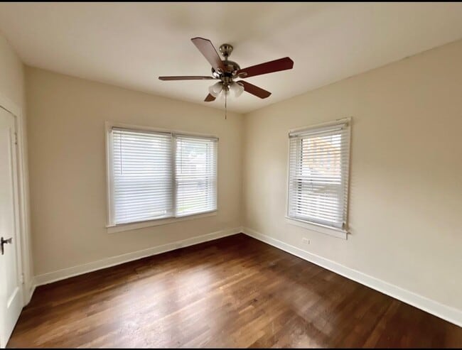 Building Photo - 2907 N Elmendorf St