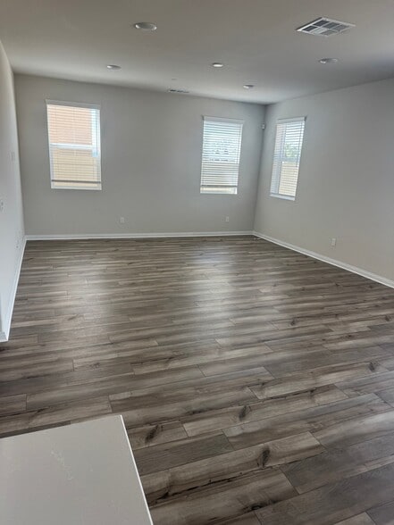 Building Photo - 7206 Veranda Ln