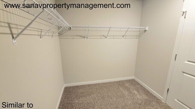 Building Photo - Beautiful Single Family Home in Ankeny