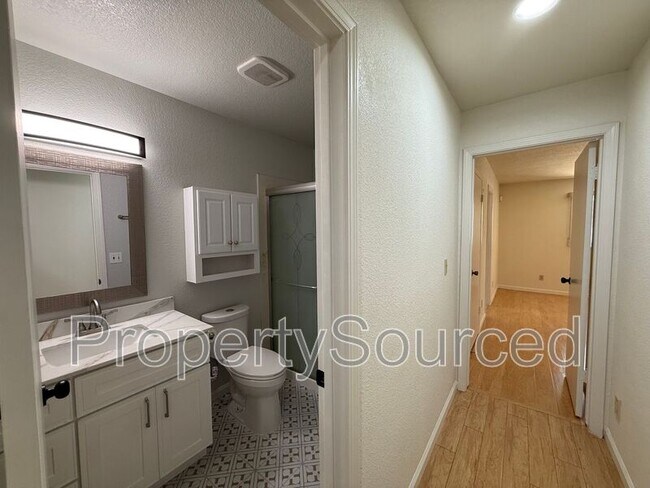 Building Photo - 1444 Snead Ct