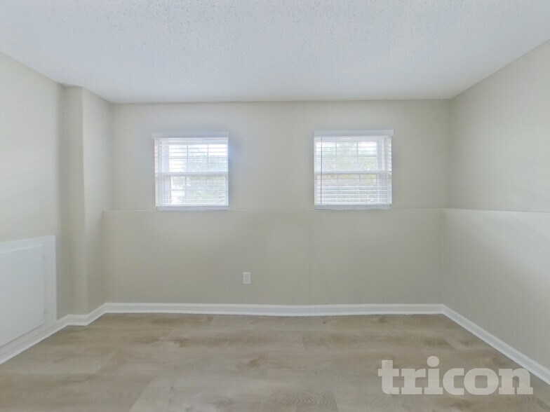 Building Photo - 16890 Blue Mist Cir