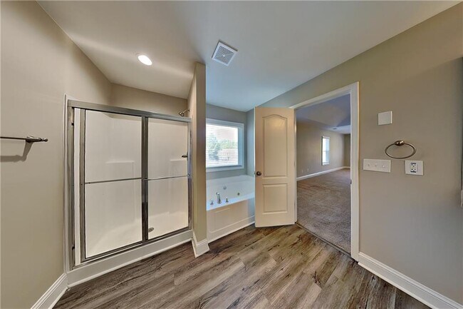 Building Photo - 227 Brightondale Blvd