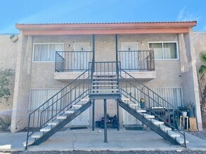 Building Photo - 3620 Ala Dr