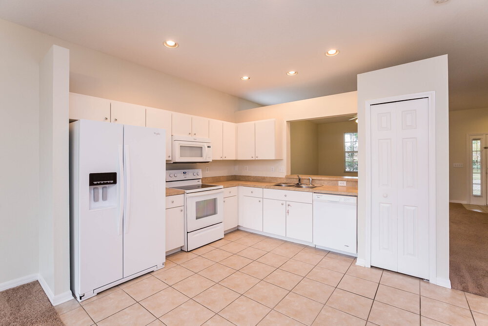 Building Photo - 6327 Bridgecrest Dr