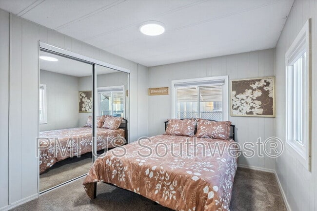 Building Photo - #2 437 Riverfront Drive