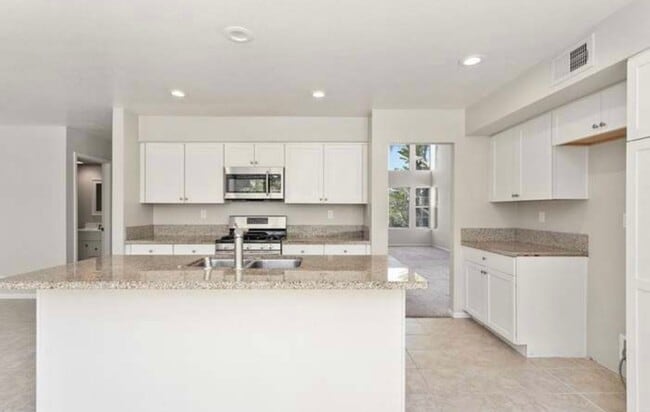 Building Photo - ***COMING SOON*** MOVE IN on 7/20**Desirab...