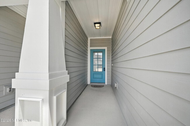 Building Photo - 698 Cherry Elm Dr