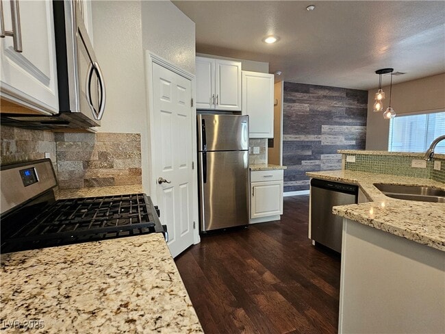 Building Photo - 5545 Dueces Wild Ct