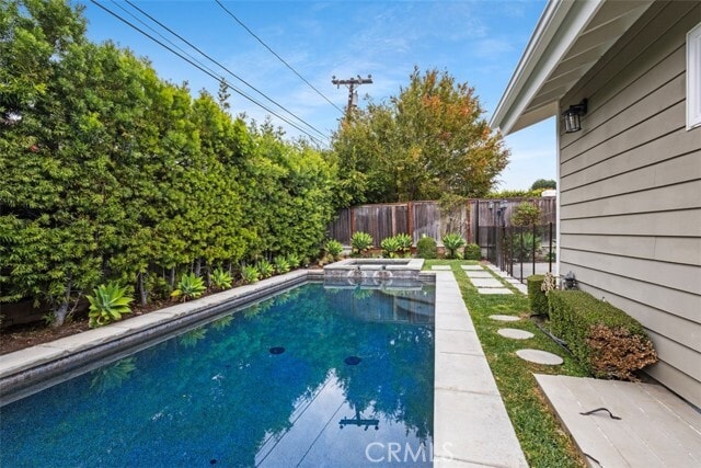 Building Photo - 2581 Fairway Dr