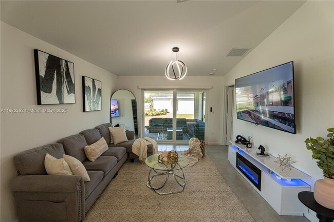 Building Photo - 6172 NW Sweetwood Dr
