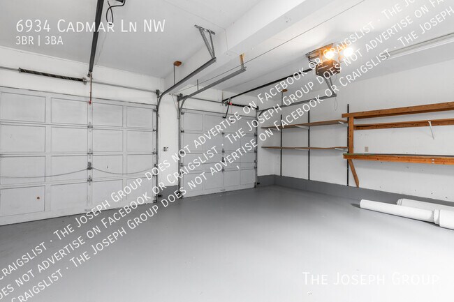 Building Photo - 6934 Cadmar Ln NW