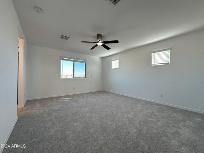 Building Photo - 16802 W Desert Mirage Dr