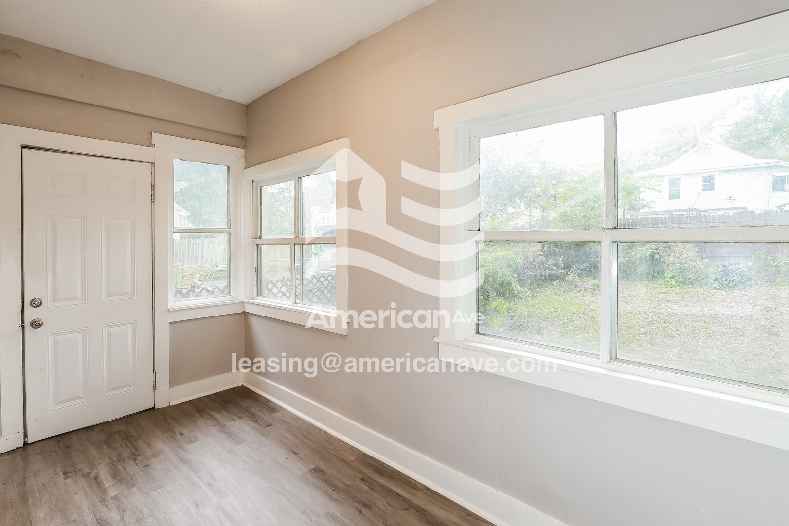 Building Photo - 5242 Lyon Ave