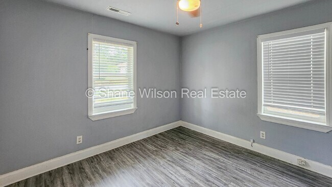 Building Photo - Adorable 3 BR / 2 BA home for lease!
