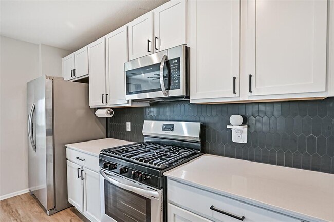 Building Photo - 1484 Twilight Grn Dr