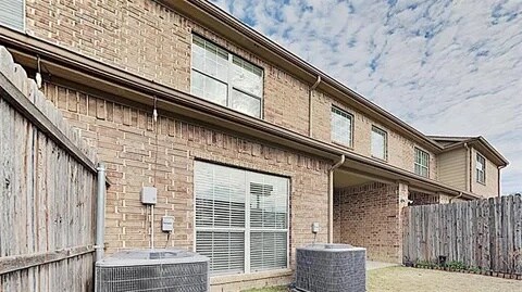 Building Photo - 118 Barrington Ln