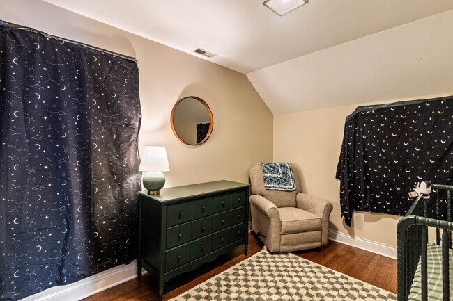 Building Photo - 1345 Lincoln Ave S