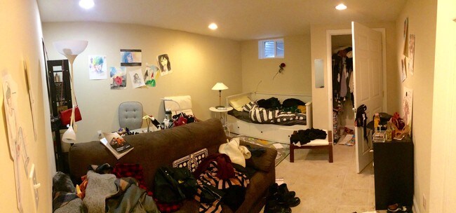 Building Photo - 2113 N Marvine St