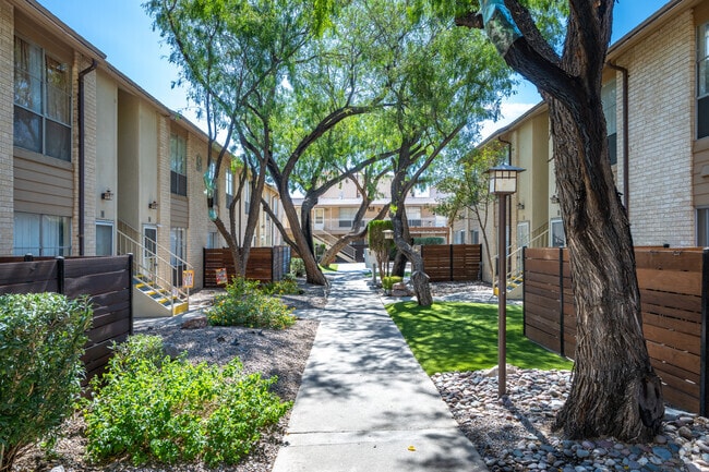 Building Photo - Cliff Dwellers