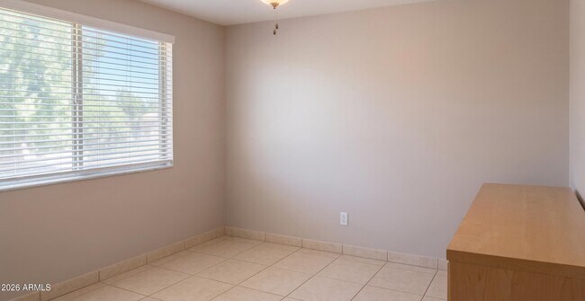 Building Photo - 1454 S Doran