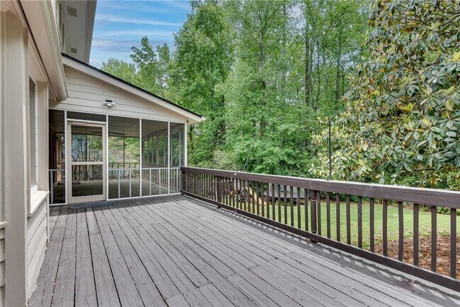 Building Photo - 5699 Bend Creek Rd