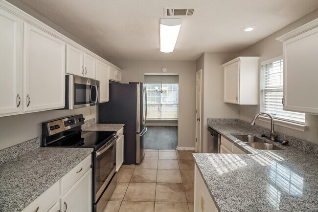 Building Photo - 9060 Weeping Cherry Ln