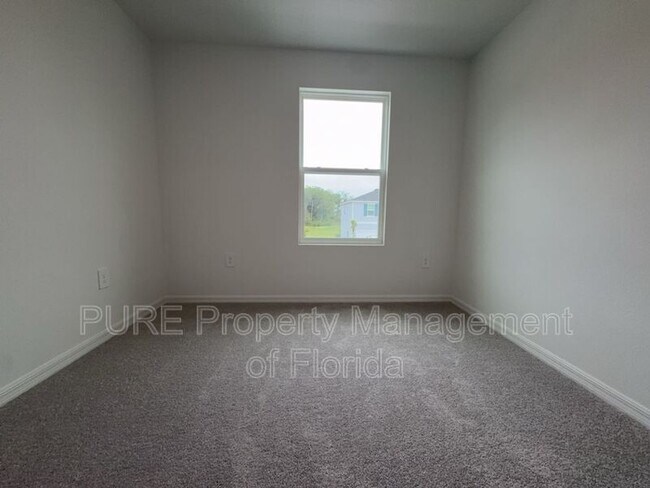 Building Photo - 1304 NW 48th Terrace