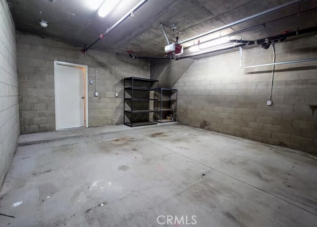 Building Photo - 88 N Roosevelt Ave