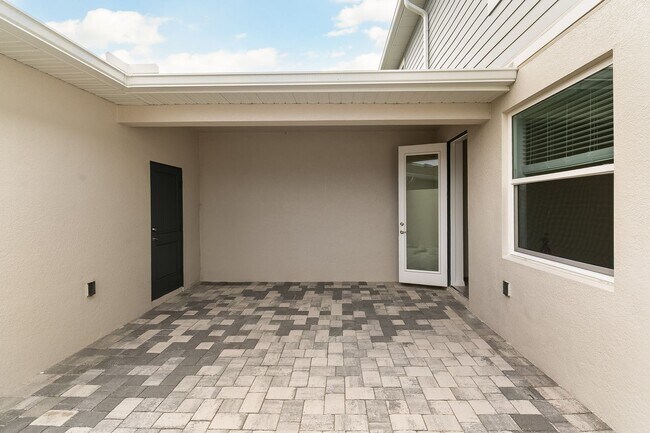 Building Photo - Brand New 3-Bed 2.5-Bath Town Home with La...