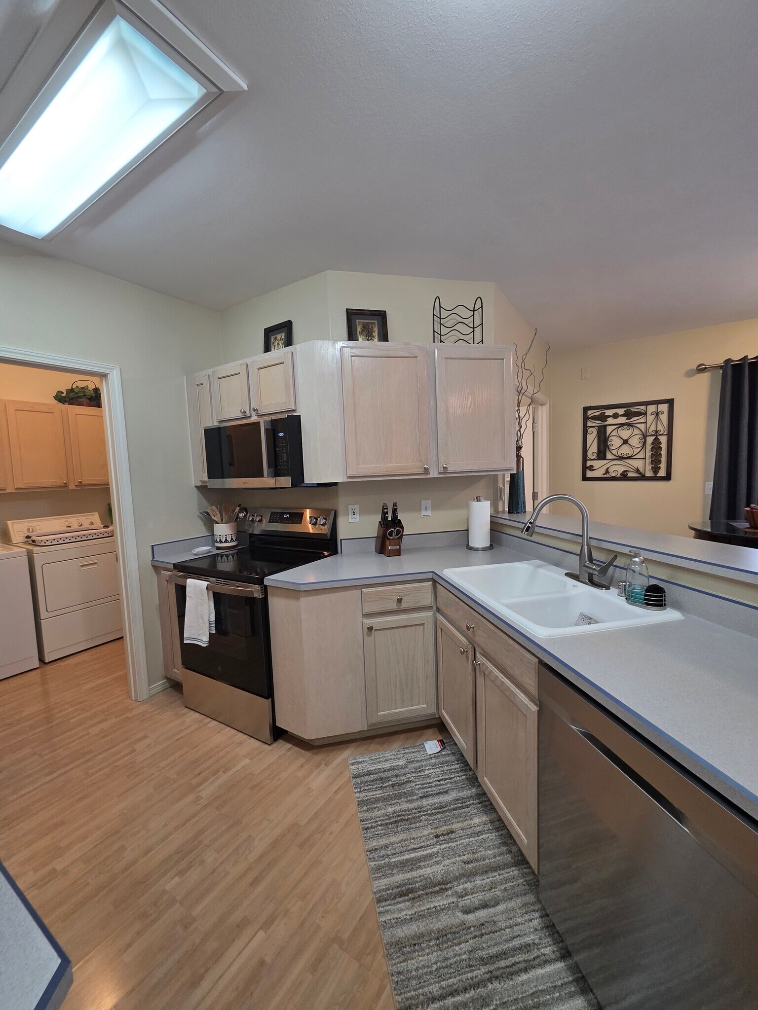 Building Photo - 3030 Lore Rd