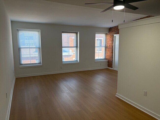 Building Photo - Welcome to Urban Elegance in the Heart of Historic Old City, Philadelphia