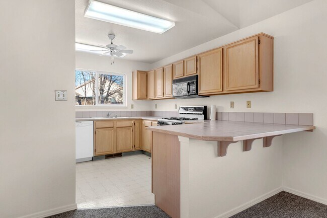Building Photo - One Story Home in Sparks