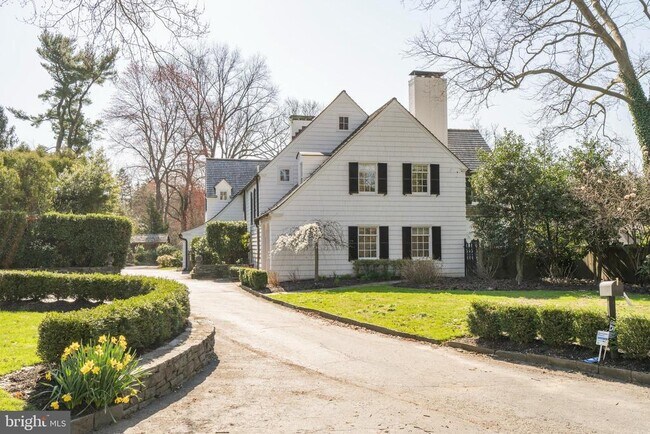 Building Photo - 601 Harriton Rd