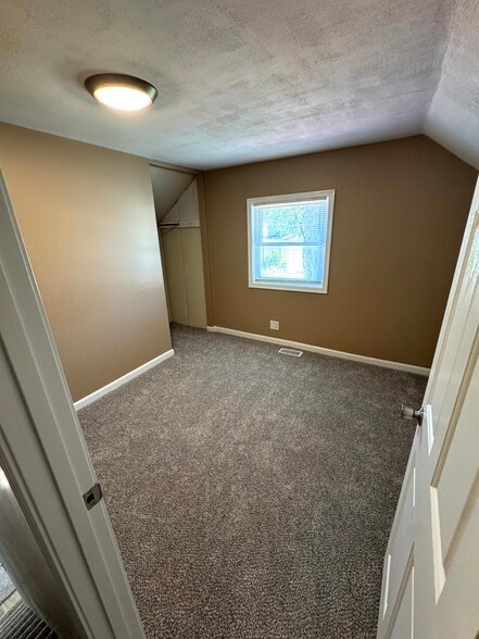 Building Photo - 210 Santee Ave