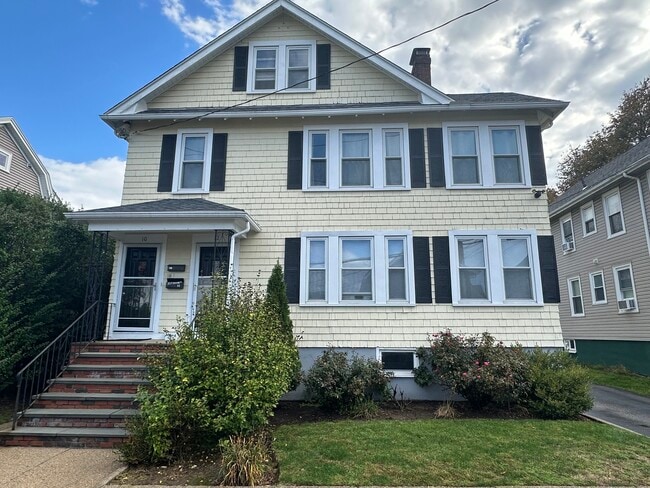 Building Photo - 12 Jeanette Ave