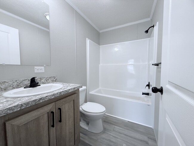 Building Photo - 29811 W Essex Ct