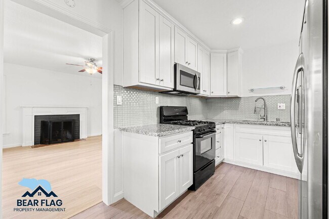 Building Photo - For Rent $2,280 - 2 bed, 1 bath