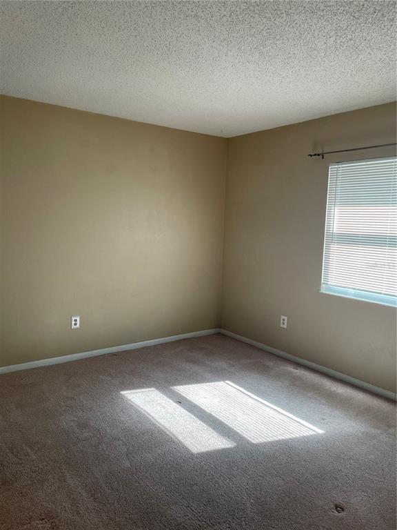 Building Photo - 86 Ferndale Ln