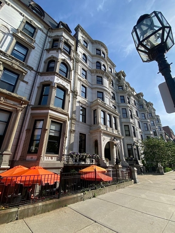 Building Photo - 160 Commonwealth Ave