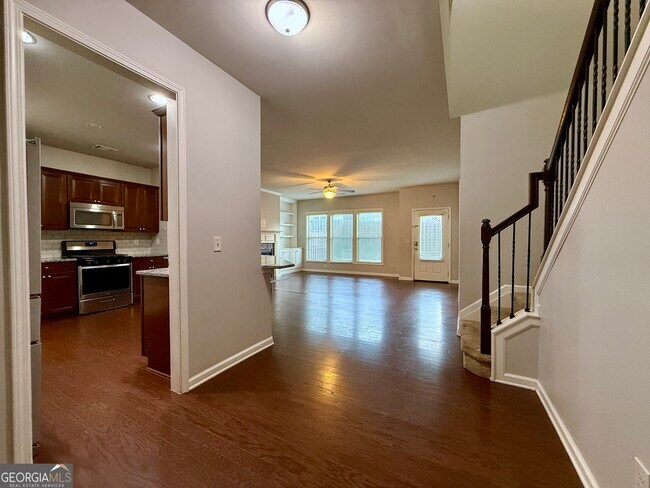 Building Photo - 5115 Breezewood Cir