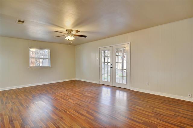 Building Photo - 208 Rolling Hills Dr