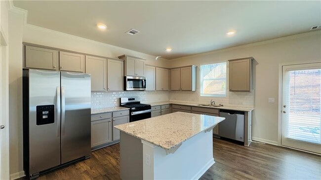 Building Photo - 304 Belmont Dr