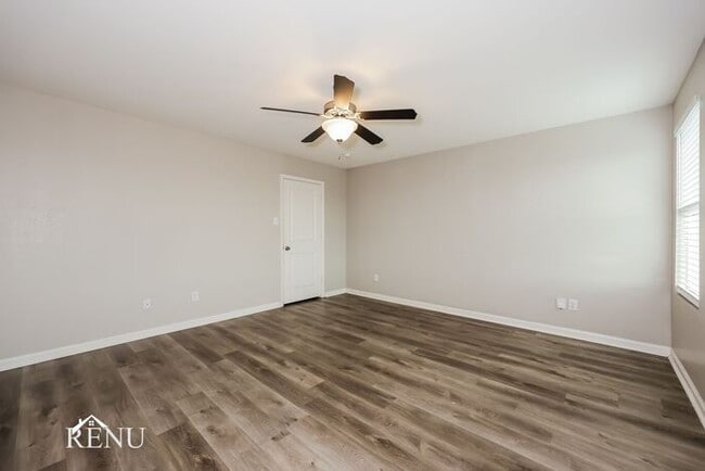 Building Photo - 6618 Charleston Dr